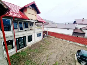 Casă / Vilă la munte - imagine 3