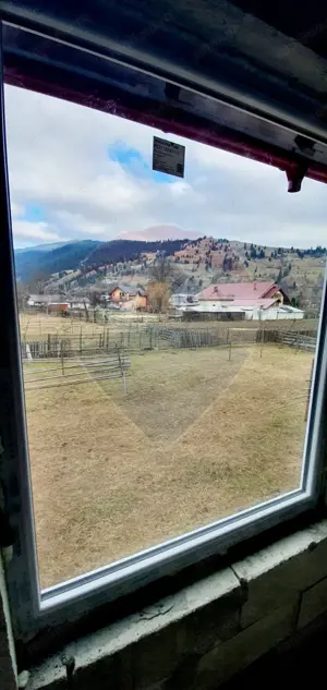 Casă / Vilă la munte - imagine 15