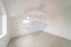 Apartament 3 camere intr-un bloc nou in zona Lebada - imagine 12