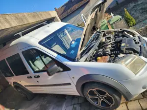 Ford Tourneo Connect 1.8 TDCI 110CP 5 locuri - imagine 6