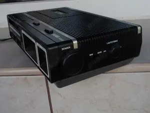 Radio SANWA 5003 ceas casetofon servisat,Germany - imagine 4