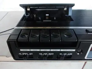 Radio SANWA 5003 ceas casetofon servisat,Germany - imagine 3