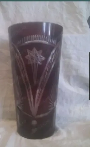 Vaze de cristal  roșu  - imagine 3