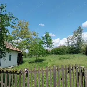Vand casa batraneasc