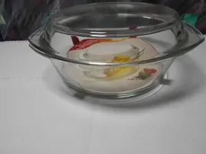 Vas yena sticla termorezistenta Star Line cu capac 2,5 litri  - imagine 3