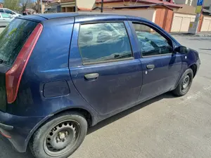 Vand urgent Fiat punto 2009