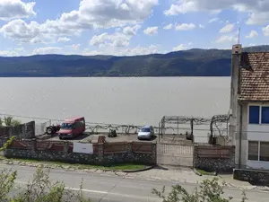 Casă de vânzare langa Dunăre