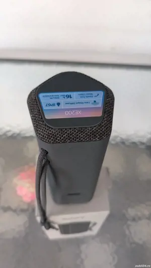 Sony xE200 - imagine 2