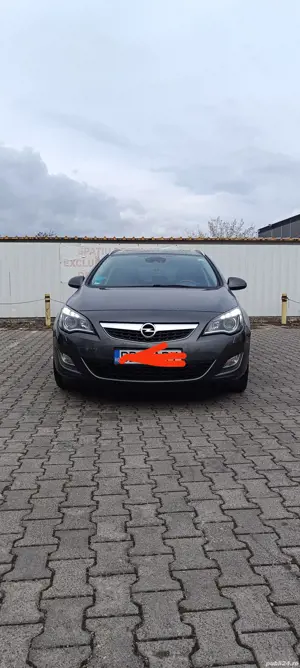 vând Opel Astra J benzina automată  - imagine 9