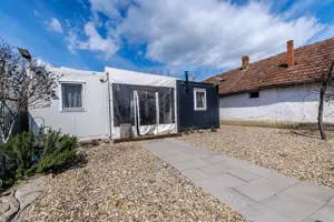 PRET NOU! Casa - tip container - Teren 1987 mp - Turnu - COMISION 0%