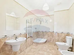 Apartament spatios 3 camere, locuinta sau birou - imagine 10