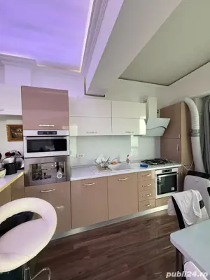 Vand Apartament 3 Cam Mamai Nord Hotel White Tower - imagine 3