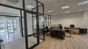 Spatiu Birouri - 180 mp! In Suceava! De Inchiriat! 0727817187