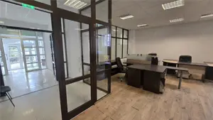 Spatiu Birouri - 180 mp! In Suceava! De Inchiriat! 0727817187 - imagine 10 Spatiu Birouri - 180 mp! In Suceava! De Inchiriat! 0727817187 - imagine 10