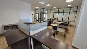 Spatiu Birouri - 180 mp! In Suceava! De Inchiriat! 0727817187 - imagine 5 Spatiu Birouri - 180 mp! In Suceava! De Inchiriat! 0727817187 - imagine 5