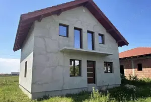 Vand casa în Monsita Noua - imagine 4