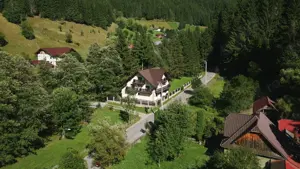 Cazare moieciu de sus  - imagine 2