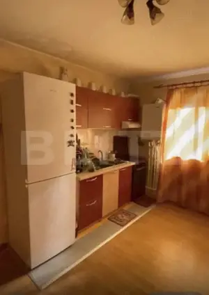 Apartament 3 camere, 63mp, decomandat, Siret