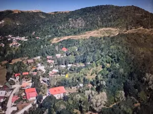 Teren intravilan Cornu, Prahova, la 23 km de Sinaia, proprietar, toate utilitatile, 30 Euro mp.  - imagine 8