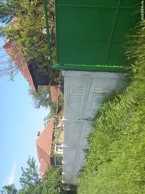 Vand casă din lemn cu etaj - imagine 2