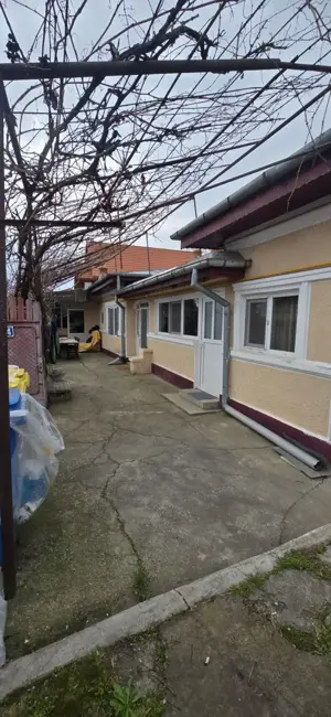 Propietar vand casa in Chitila