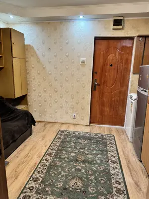 Proprietar, inchiriez garsoniera Aparatorii Patriei, sector 4, METROU