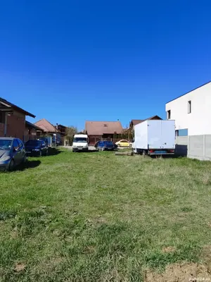 vand teren intravilan 