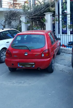 Vând FORD FIESTA pentru voucher sau dezmembrări