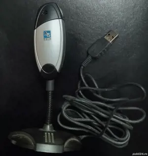 vând cameră web cu microfon 