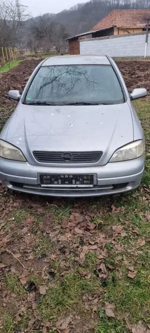 Dezmembrez Opel astra benzină 