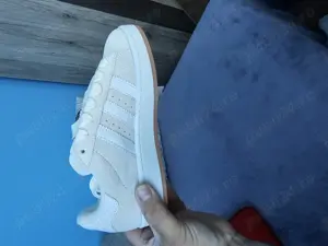 Se vinde adidasi adidas campus 00s unisex