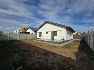 Casa individuala - 3 camere - pod - beci - str asfaltata - 380 mp teren - imagine 2