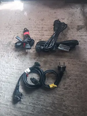 Cabluri alimentare pc,laptop,tv