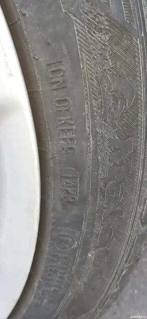 Vând roți Ford Kuga 235/45 R19  99W - imagine 4