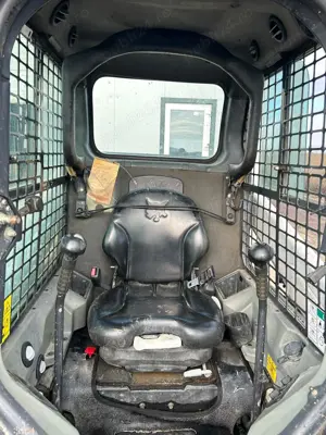 Bobcat S450 Utilajul este cumpărat de nou! - imagine 4