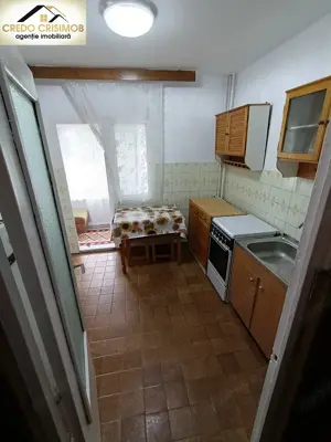 Vand apartament 2 cam cf 1 dec zona Intim etajul 2 - imagine 2
