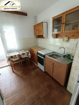 Vand apartament 2 cam cf 1 dec zona Intim etajul 2 - imagine 11