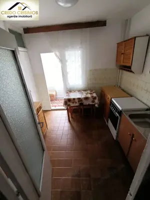 Vand apartament 2 cam cf 1 dec zona Intim etajul 2 - imagine 12