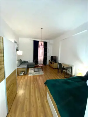 Ultracentral, 1 camera, decomandat, renovat, centrala proprie, POZITIE EXCELENTA