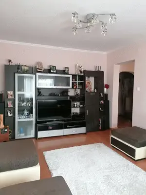 Vand apartament 3 camere-Ultracentral