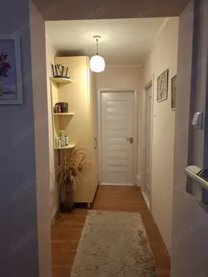 Vand apartament 3 camere-Ultracentral , sau schimb cu apartament 2 camere ,plus diferenta, 76000 