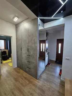 Casa Individuala - mobilata utilata - zona buna - 200 mp utili - teren 600 mp - panouri solare