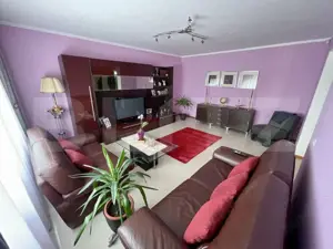 Casă individuală - Teren 9.300 mp - Finisată/Mobilată - Vadu Moldovei 