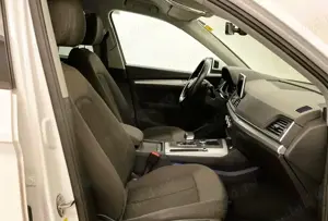 Audi Q5 Ultra Virtual Cockpit  Camera  Head up Display  WEBASTO  Iluminare ambientala - imagine 3