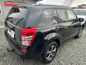 Suzuki Grand Vitara 1.9 DDiS X30 - imagine 2 Suzuki Grand Vitara 1.9 DDiS X30 - imagine 2