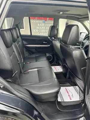 Suzuki Grand Vitara 1.9 DDiS X30 - imagine 11 Suzuki Grand Vitara 1.9 DDiS X30 - imagine 11