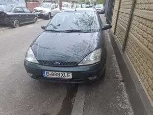 Vând Ford  focus 16 benzina an 2004 - imagine 9