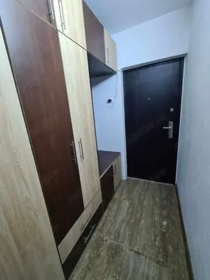 Închiriez garsonieră confort 1  - imagine 2