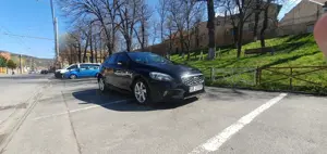 Volvo V40 D3 Cross Country , sigurantă de top , putere si fiabilitate , super ocazie ! - imagine 8