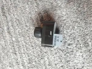 Buton actionare oglinzi si buton reglaj faruri Audi A4 - imagine 2